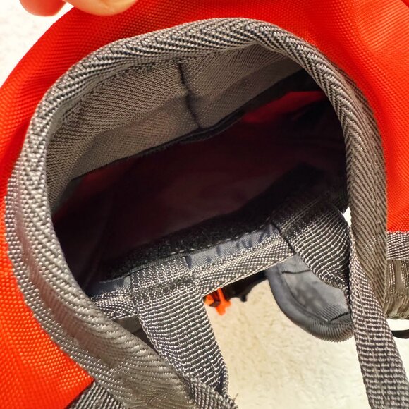 Vibrelli Hydration Backpack for Cycling, Running, Hiking - Picture 3 of 4